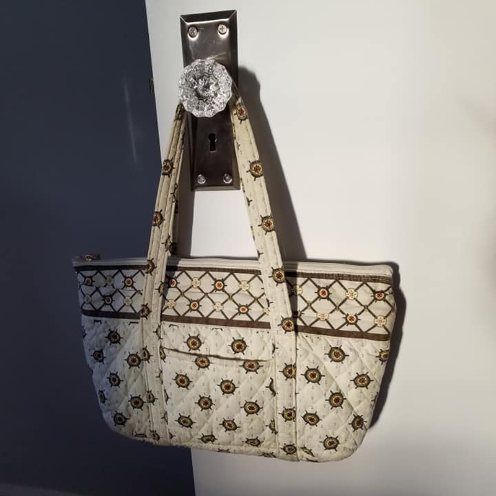 Americana Sharif Quilted Nautical Tote Beige Ship Wheel Pattern Pre-Owned